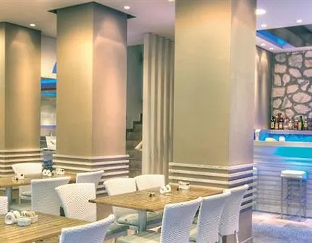 Memories 2* Monolithos