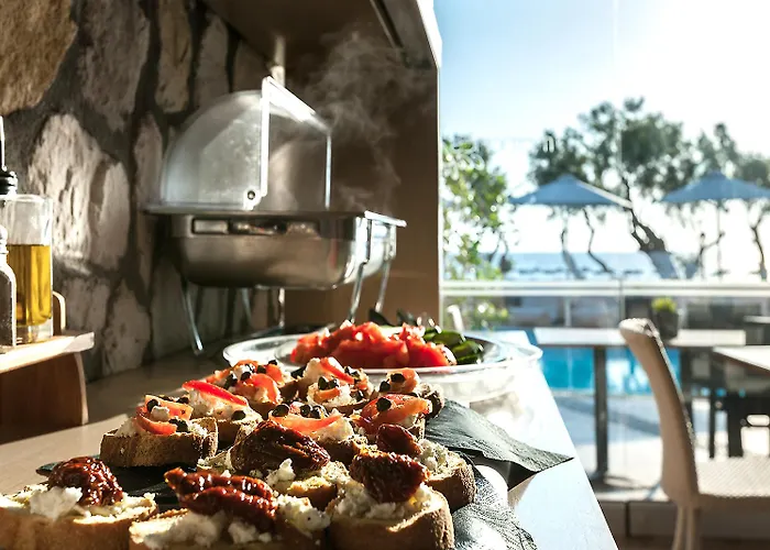 Hotel Memories Monolithos (Santorini)