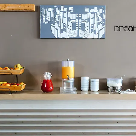 Memories Hotel Monolithos