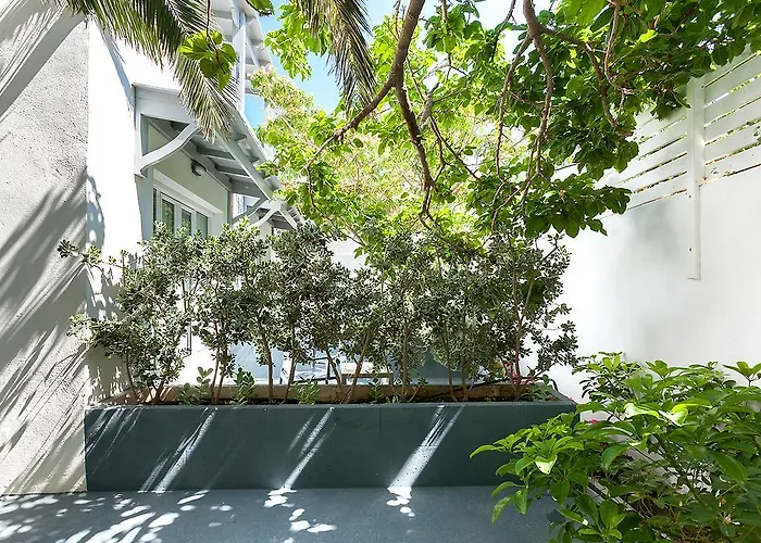 Memories Hotel Monolithos (Santorini)